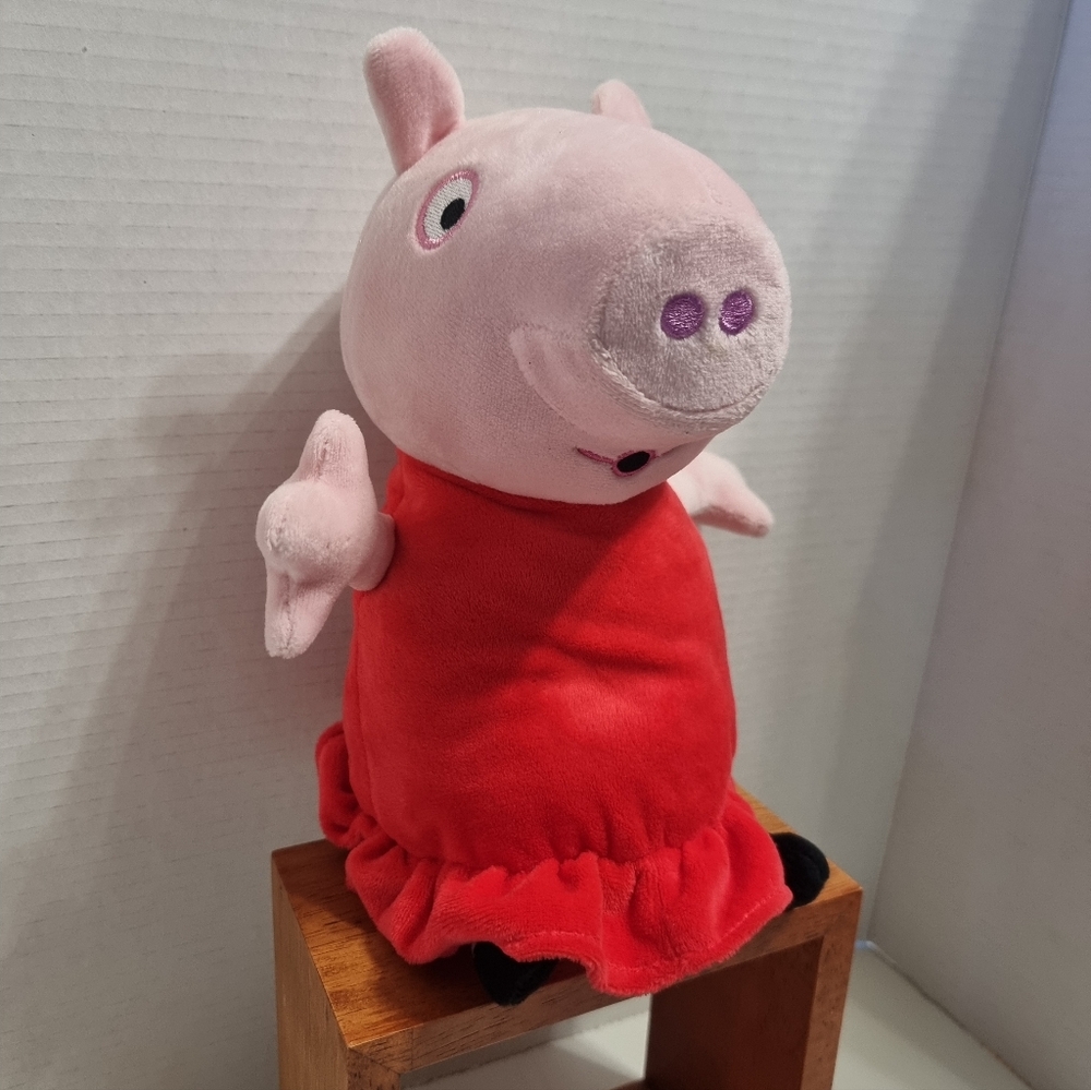 Peppa Pig 13” Hug N Oink Talking Plush Stuffed Animal Toy 2003 RETIRED